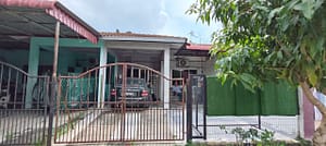 taman college heights sikamat